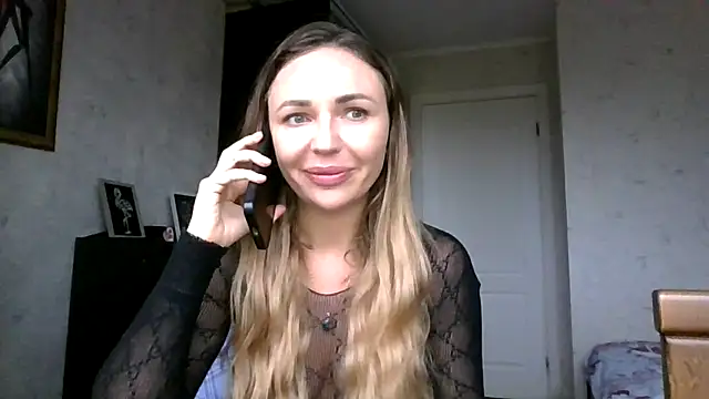 AngelinaLove28 online show from 24, 10, 2025