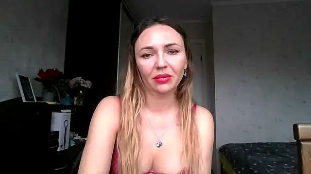 AngelinaLove28 online show from 5, 12, 2025