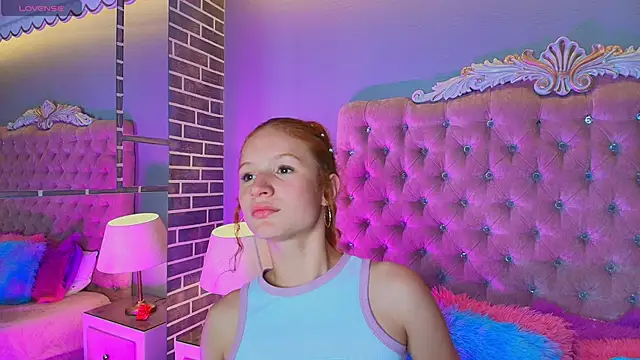 AdelaineBest online show from 6, 11, 2025