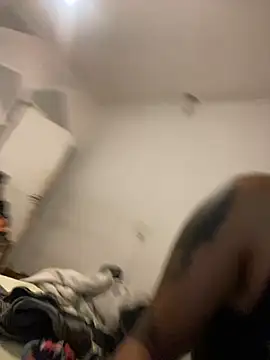 Snapshot of canderodrig777 chatting on 8, 2, 2025 canderodrig777 online show from 8, 2, 2025