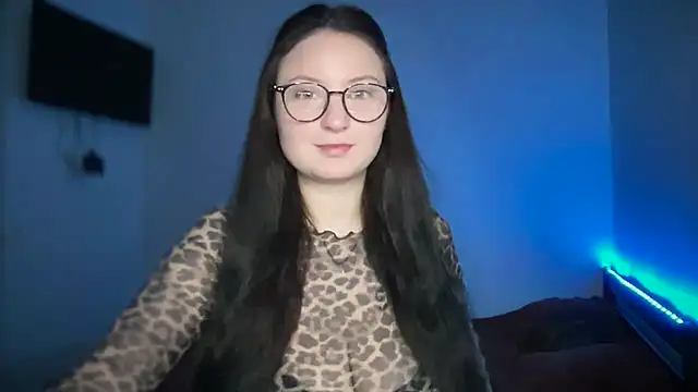 Snapshot of LocaAlis chatting on 15, 10, 2025 LocaAlis online show from 15, 10, 2025