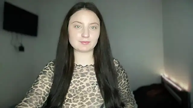 Snapshot of LocaAlis chatting on 4, 11, 2025 LocaAlis online show from 4, 11, 2025