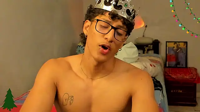 Snapshot of Ivano_joness chatting on 19, 12, 2024 Ivano joness online show from 19, 12, 2024