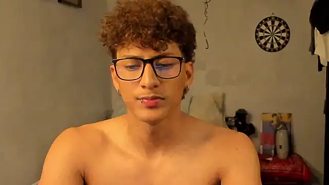 Snapshot of Ivano_joness chatting on 28, 1, 2025 Ivano joness online show from 28, 1, 2025