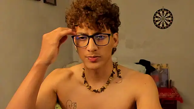 Snapshot of Ivano_joness chatting on 7, 2, 2025 Ivano joness online show from 7, 2, 2025