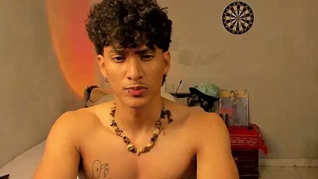 Snapshot of Ivano_joness chatting on 11, 2, 2025 Ivano joness online show from 11, 2, 2025