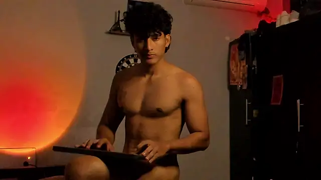 Snapshot of Ivano_joness chatting on 20, 2, 2025 Ivano joness online show from 20, 2, 2025