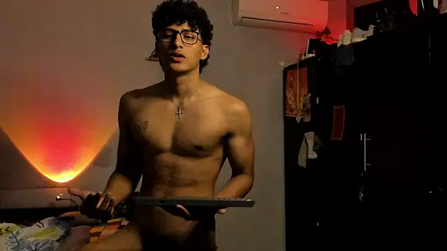 Snapshot of Ivano_joness chatting on 24, 2, 2025 Ivano joness online show from 24, 2, 2025