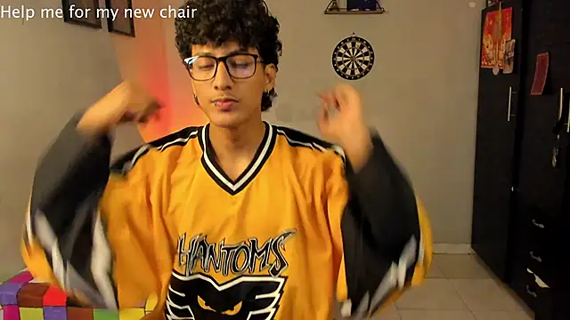 Snapshot of Ivano_joness chatting on 10, 3, 2025 Ivano joness online show from 10, 3, 2025