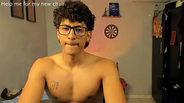 Snapshot of Ivano_joness chatting on 19, 3, 2025 Ivano joness online show from 19, 3, 2025