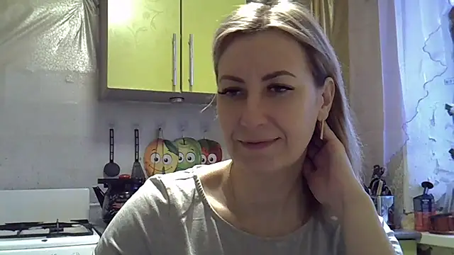 Snapshot of AshleyXHoney chatting on 17, 1, 2025 AshleyXHoney online show from 17, 1, 2025