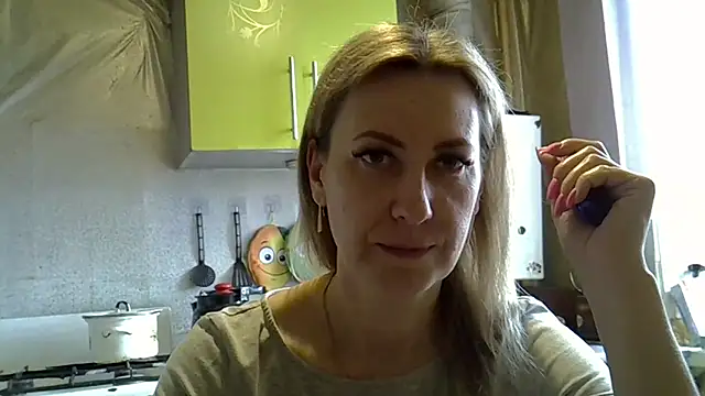 Snapshot of AshleyXHoney chatting on 21, 3, 2025 AshleyXHoney online show from 21, 3, 2025