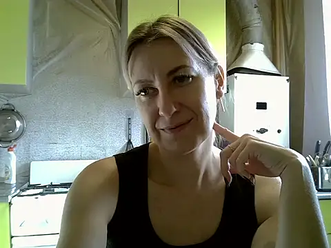 Snapshot of AshleyXHoney chatting on 17, 9, 2025 AshleyXHoney online show from 17, 9, 2025