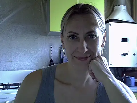 Snapshot of AshleyXHoney chatting on 22, 9, 2025 AshleyXHoney online show from 22, 9, 2025