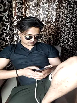 Snapshot of 69venom69 chatting on 13, 3, 2025 69venom69 online show from 13, 3, 2025