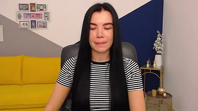 MadisonGomes online show from 22, 12, 2024