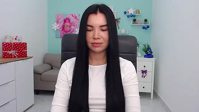 MadisonGomes online show from 26, 12, 2024