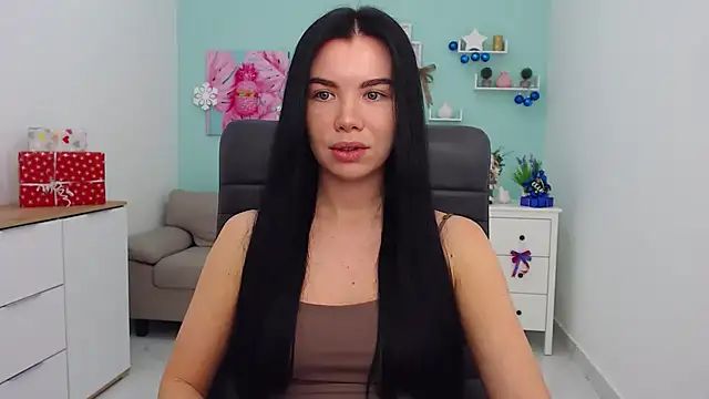 MadisonGomes online show from 2, 1, 2025