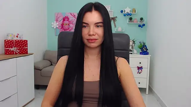 MadisonGomes online show from 2, 1, 2025