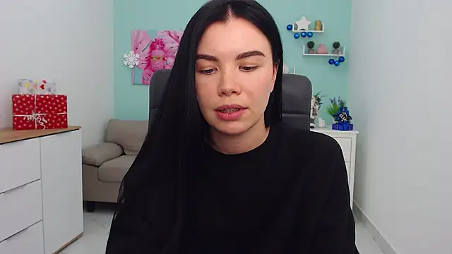 MadisonGomes online show from 2, 1, 2025