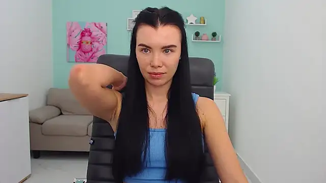MadisonGomes online show from 28, 1, 2025