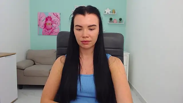 MadisonGomes online show from 28, 1, 2025