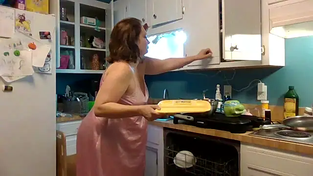 Snapshot of MilfyMrsRobinson chatting on 22, 11, 2025 MilfyMrsRobinson online show from 22, 11, 2025