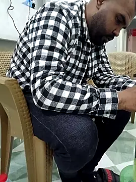 ListedLoin online show from 10, 3, 2025