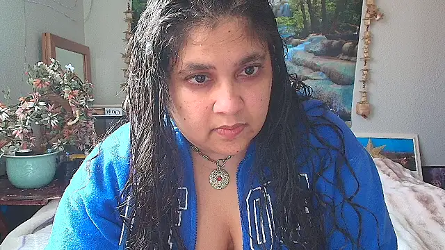 MelanieFawker online show from 26, 2, 2025