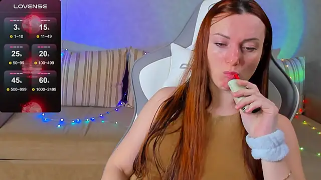 Snapshot of FlamyGold chatting on 24, 10, 2025 FlamyGold online show from 24, 10, 2025