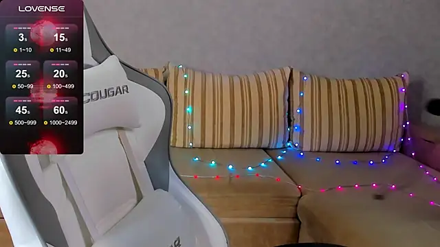 Snapshot of FlamyGold chatting on 24, 10, 2025 FlamyGold online show from 24, 10, 2025