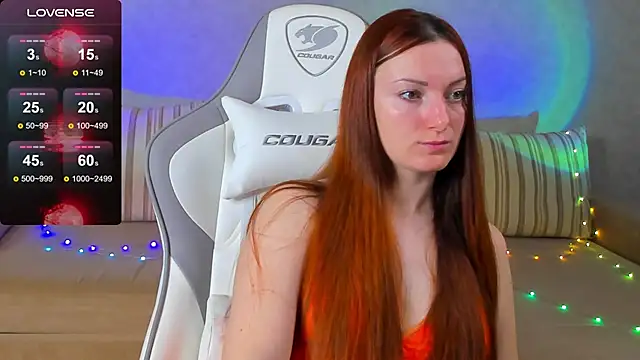 Snapshot of FlamyGold chatting on 26, 10, 2025 FlamyGold online show from 26, 10, 2025