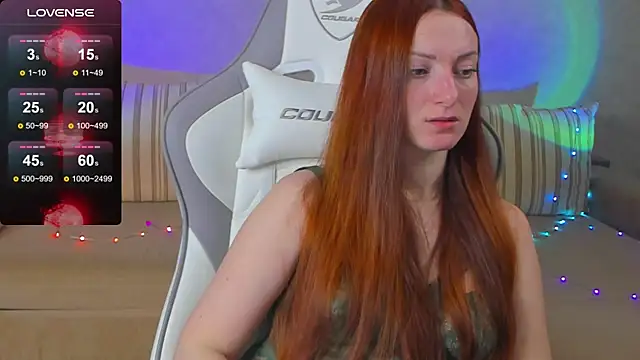 Snapshot of FlamyGold chatting on 19, 11, 2025 FlamyGold online show from 19, 11, 2025