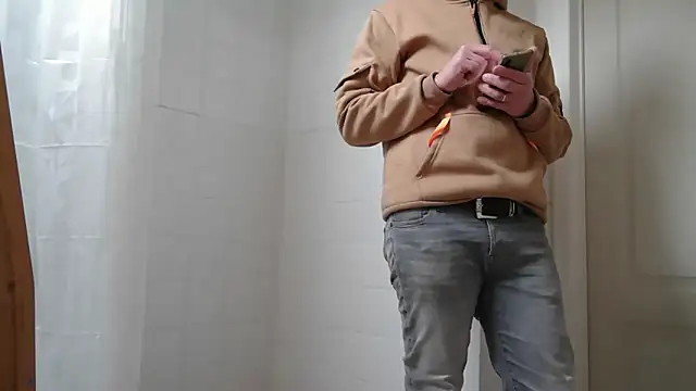 maxmueller321 online show from 25, 2, 2025