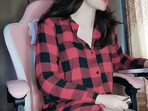 Snapshot of Pink_cream chatting on 14, 12, 2025 Pink cream online show from 14, 12, 2025