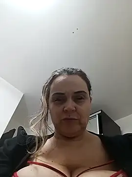 hugebobbs online show from 12, 2, 2026