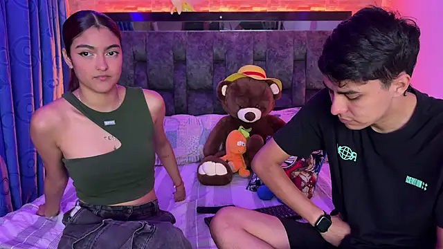 Snapshot of Juva___ chatting on 19, 10, 2025 Juva online show from 19, 10, 2025