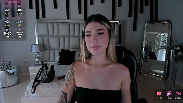 Snapshot of ViolettHansson chatting on 17, 2, 2026 ViolettHansson online show from 17, 2, 2026