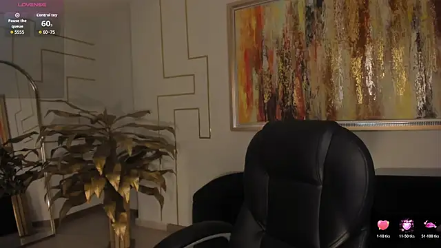 Snapshot of ViolettHansson chatting on 21, 2, 2026 ViolettHansson online show from 21, 2, 2026