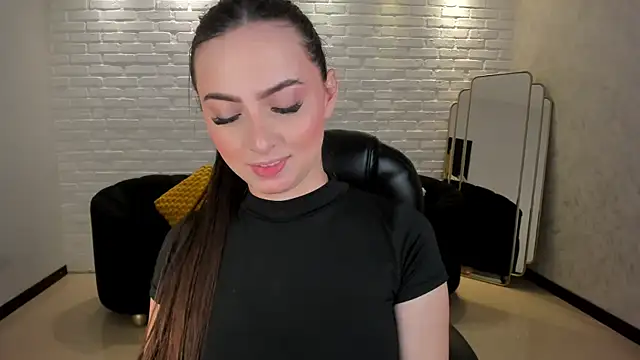 AliceHarper  online show from 10, 1, 2025