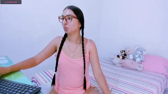 Alyson0001 online show from 1, 10, 2025