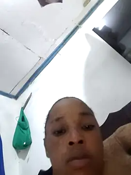 Snapshot of Pretty-sassy chatting on 24, 11, 2025 Pretty-sassy online show from 24, 11, 2025