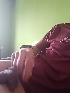 Snapshot of immi932 chatting on 10, 2, 2026 immi932 online show from 10, 2, 2026