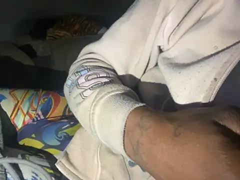 SlimeCrownzOut5 online show from 5, 11, 2025