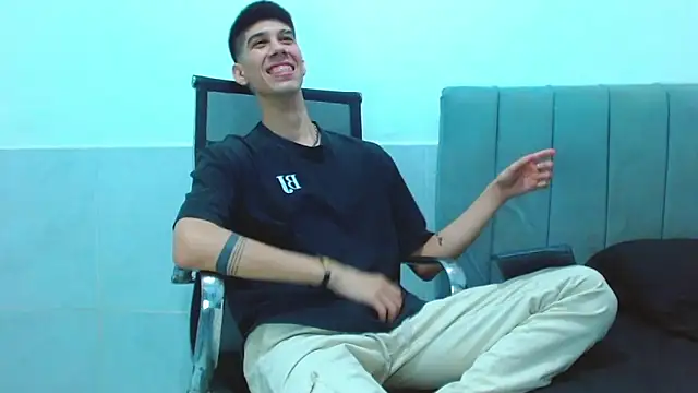 jhony-sex online show from 12, 3, 2026