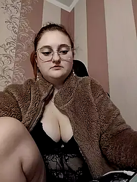 WhiteBellaX online show from 3, 2, 2026