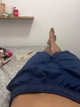 Snapshot of thfrances chatting on 19, 12, 2025 thfrances online show from 19, 12, 2025