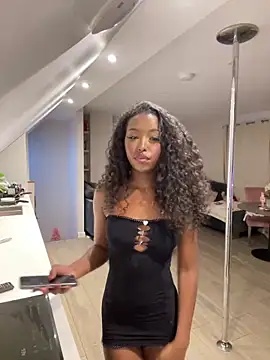 Snapshot of princesslola666 chatting on 10, 1, 2025 princesslola666 online show from 10, 1, 2025