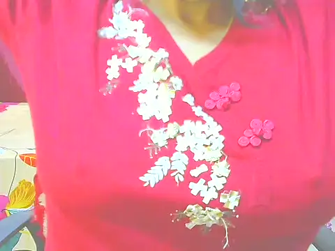 Snapshot of ishmita99 chatting on 8, 12, 2024 ishmita99 online show from 8, 12, 2024