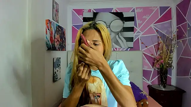 Brisahott online show from 11, 12, 2024